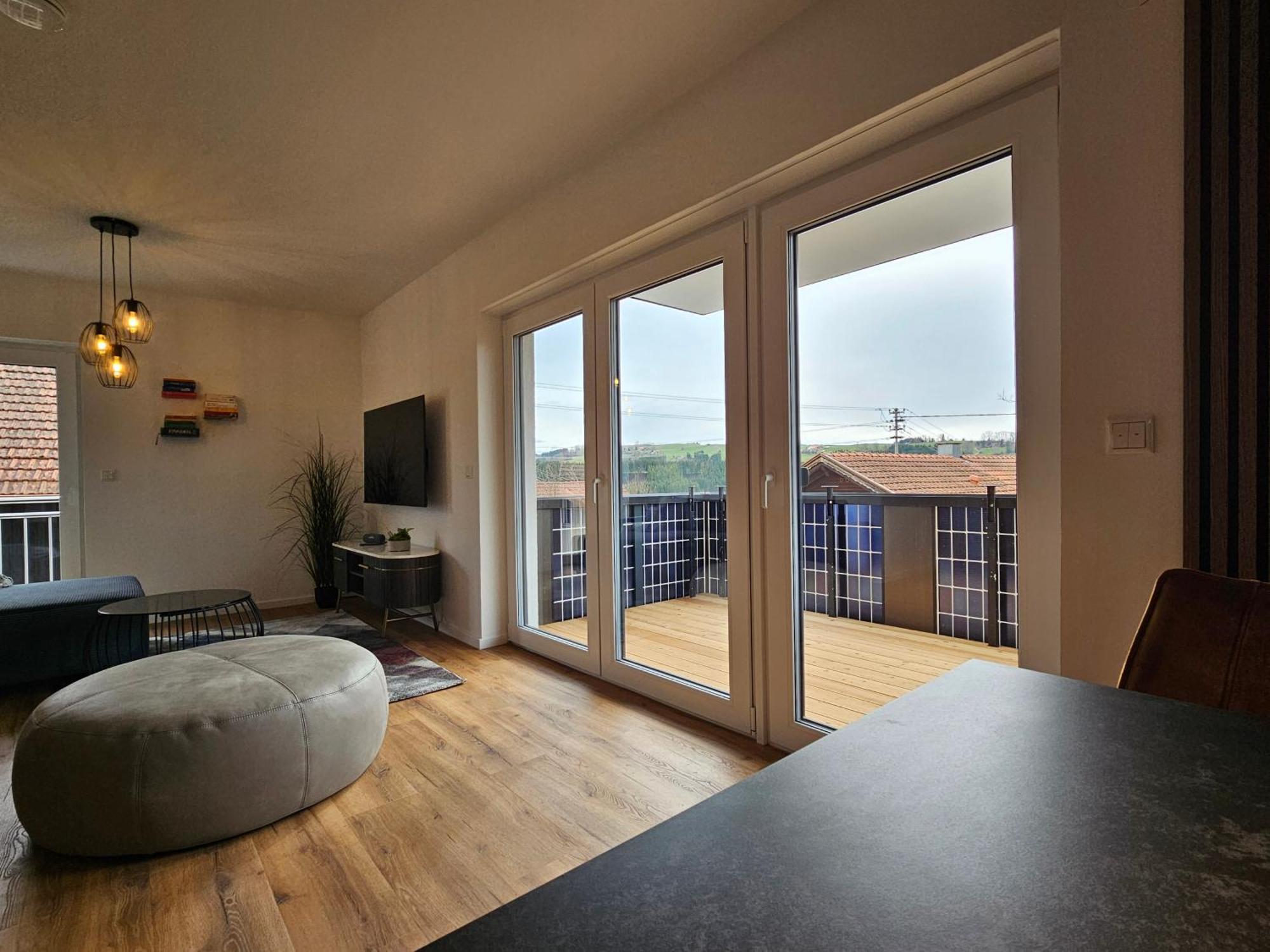 Better L Modern Apartment L Tischkicker Altusried Exterior foto