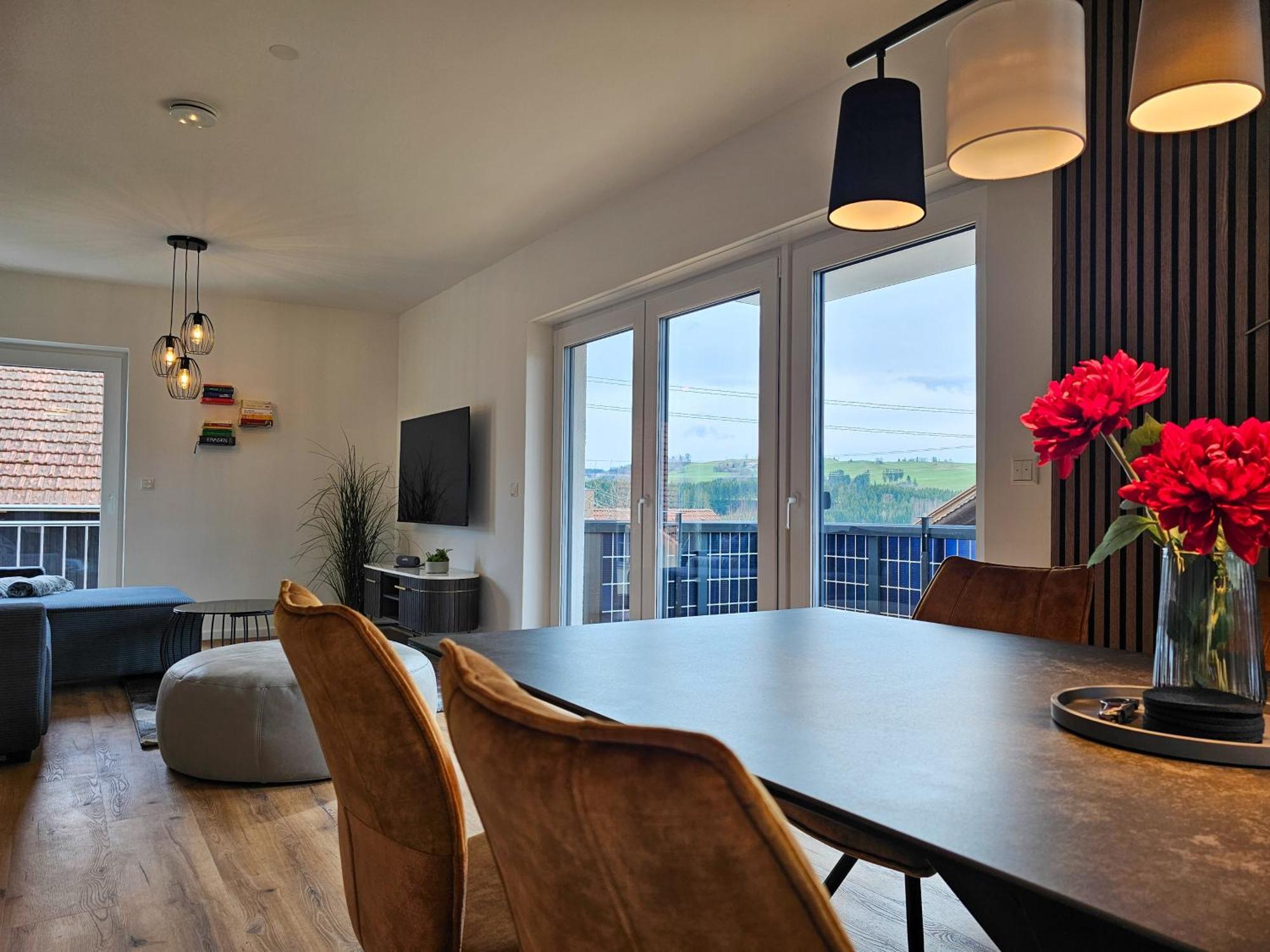 Better L Modern Apartment L Tischkicker Altusried Exterior foto